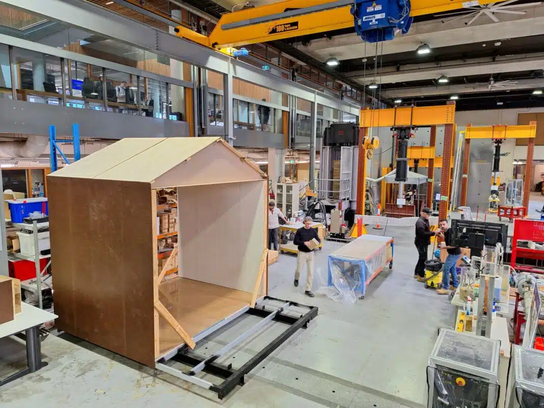 New & Improved Timber-Cardboard Panels Are a Lifesaver for Disaster Zones